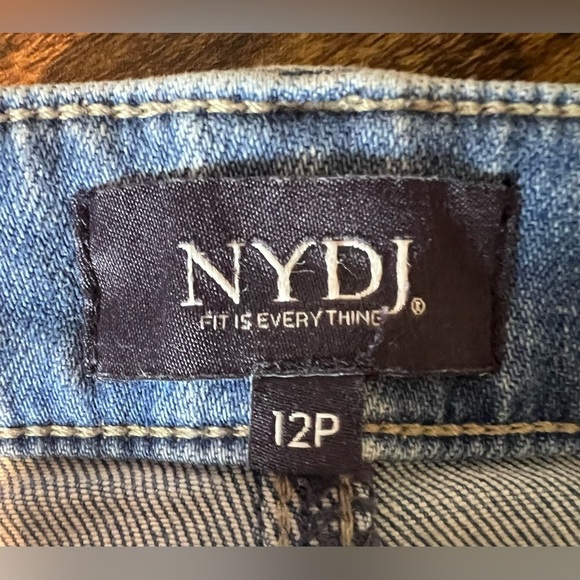 NYDJ | ladies Girlfriend Straight jeans. Size: 12P - Picture 6 of 13